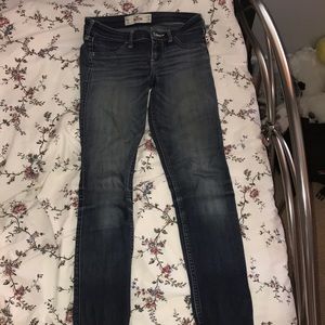 Hollister Medium Wash Skinny Jeans